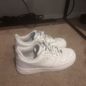 Nike air forces size 10